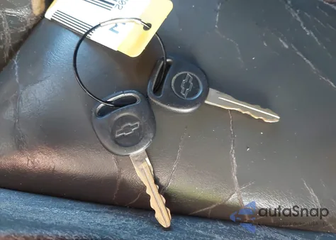 2004 Chevrolet Avalanche C1500 from USA, damaged, VIN 3GNEC12T34G296702